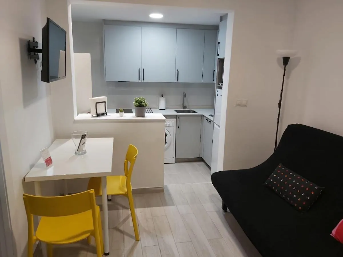 Beachfront House 말라가 펜션